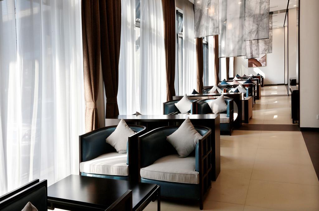 Benjoy Hotel - Jinqiao Branch Шанхай Экстерьер фото