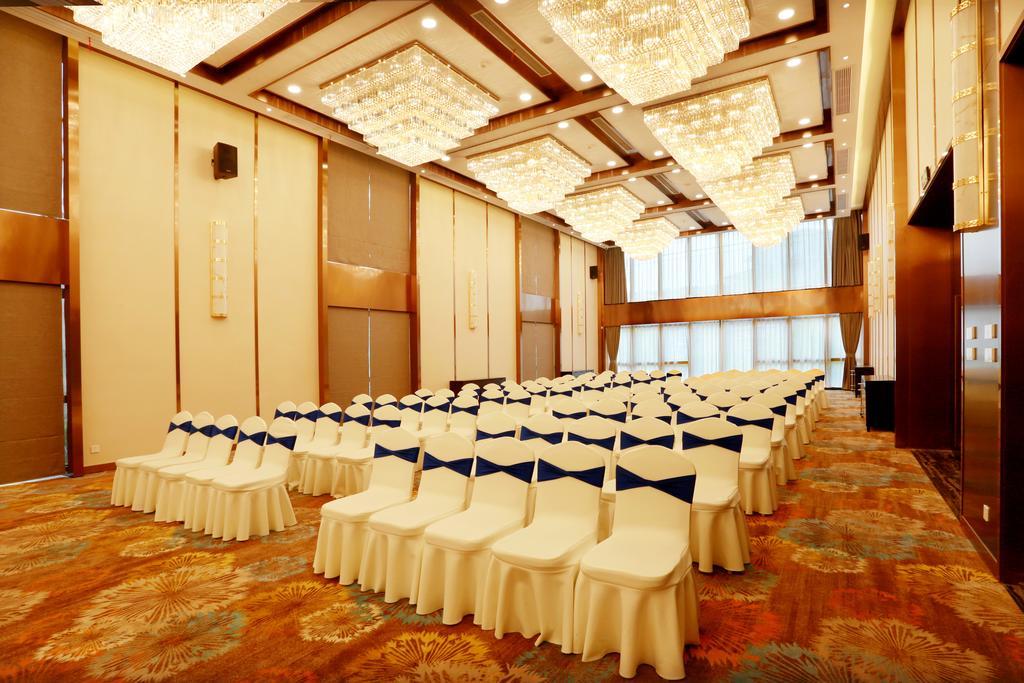 Benjoy Hotel - Jinqiao Branch Шанхай Экстерьер фото