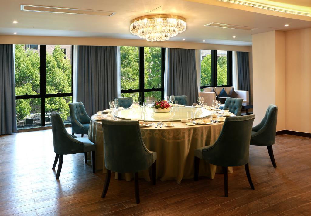 Benjoy Hotel - Jinqiao Branch Шанхай Экстерьер фото