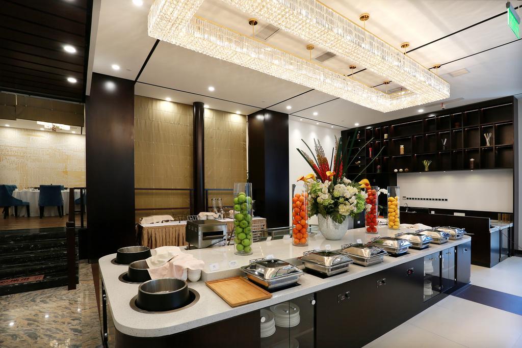 Benjoy Hotel - Jinqiao Branch Шанхай Экстерьер фото