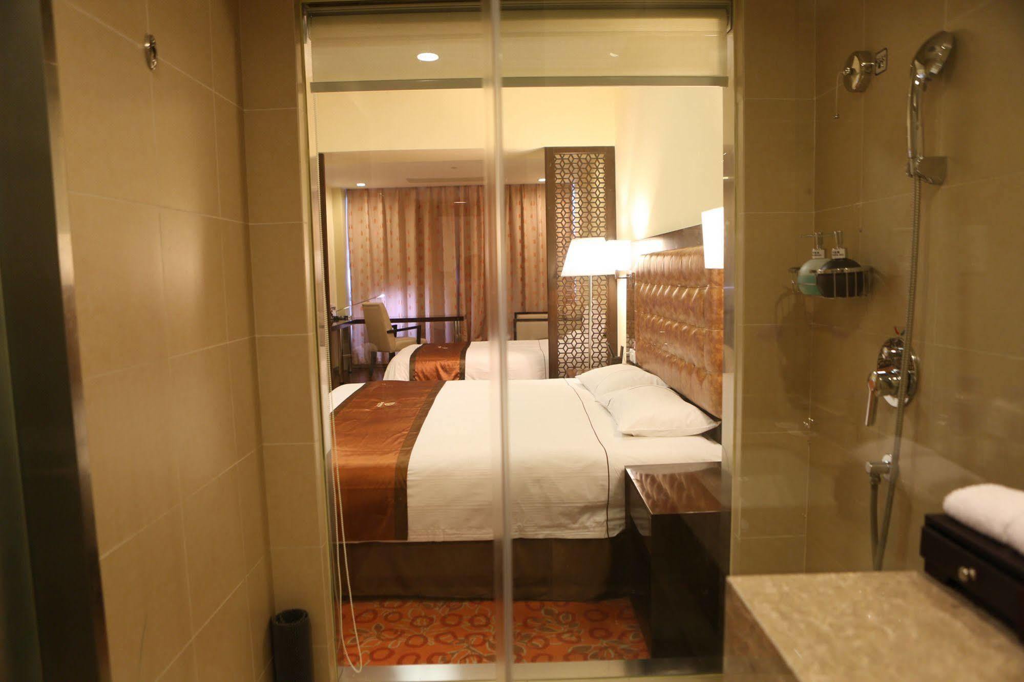 Benjoy Hotel - Jinqiao Branch Шанхай Экстерьер фото